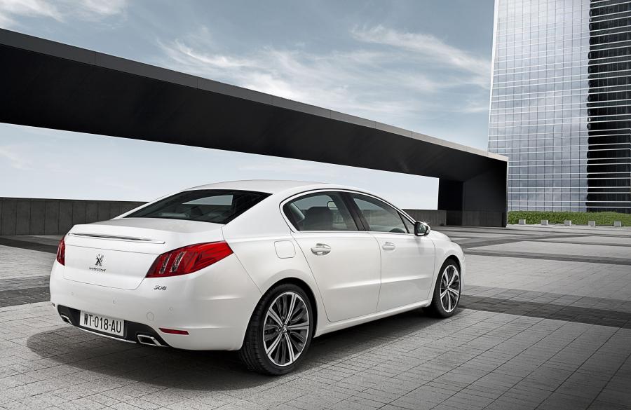  Peugeot 508 2010 года  (фото 46 из 47)